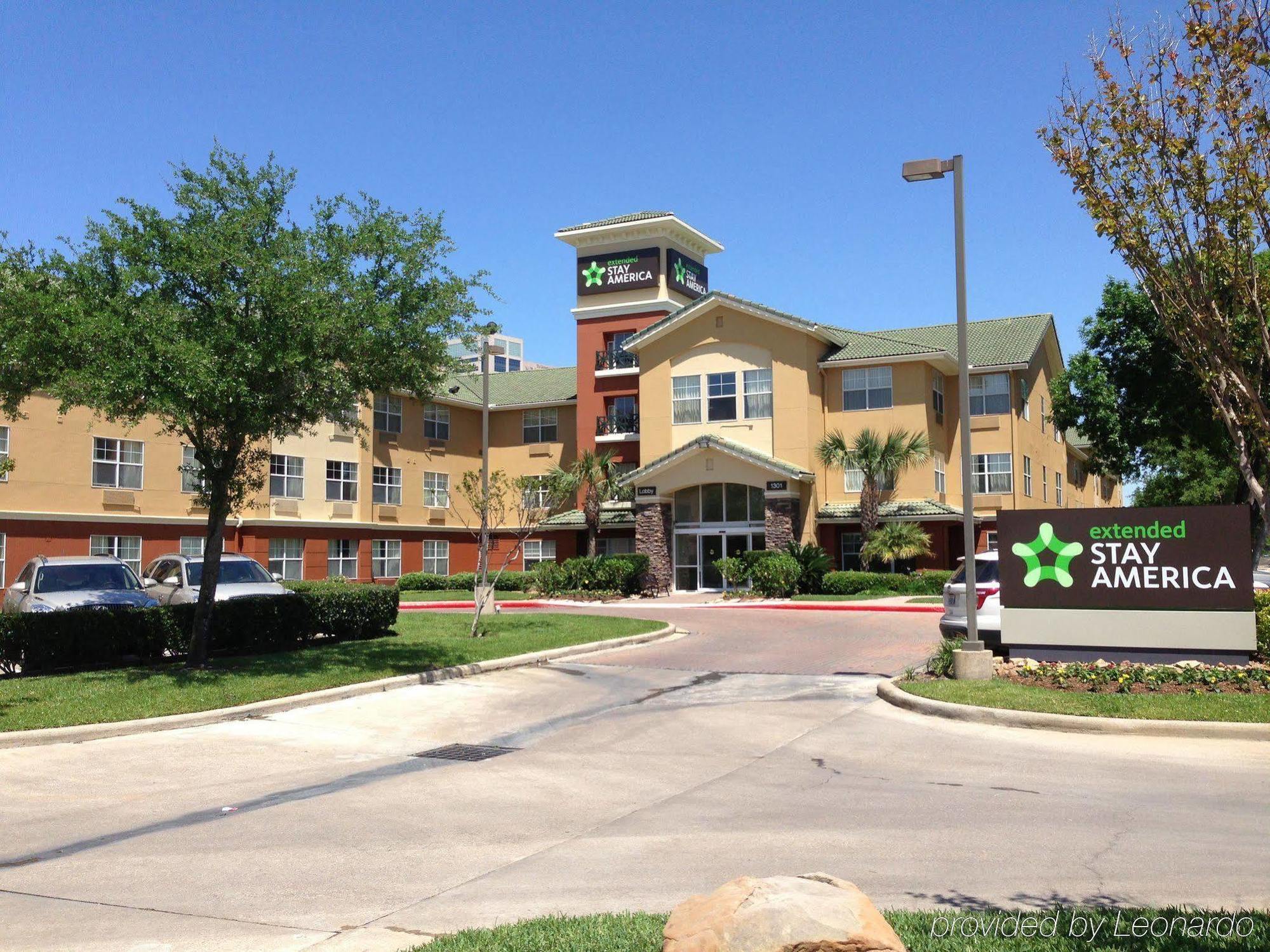 Extended Stay America Suites - Houston - Med Ctr - Nrg Park - Braeswood Blvd מראה חיצוני תמונה